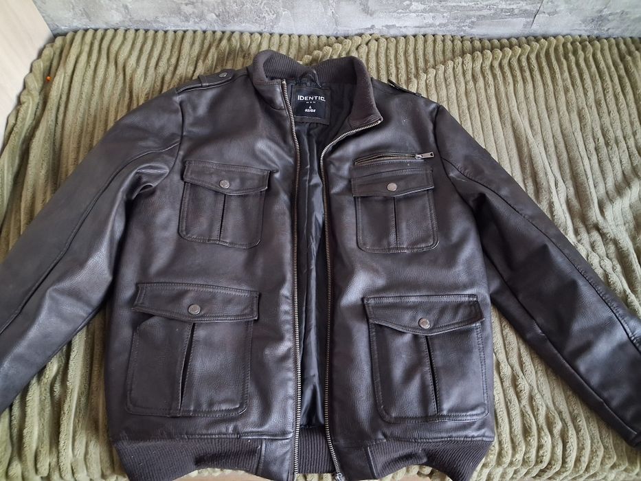 Продам куртку коженую