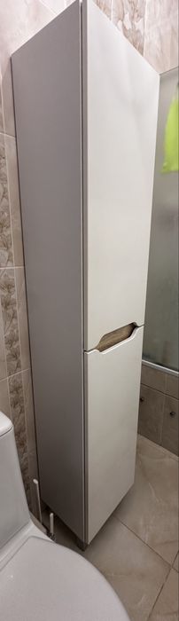 Шкаф пенал в ванную