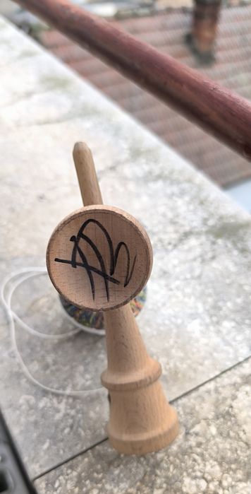 Kendama Krom Noia 5 semnată de XRemus.