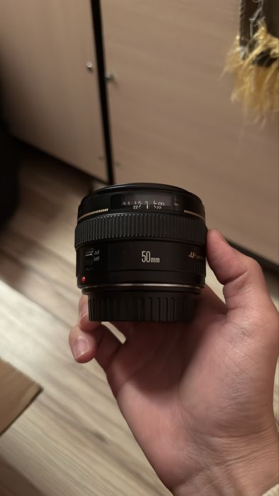 Canon EF 50mm f/1.4 USM