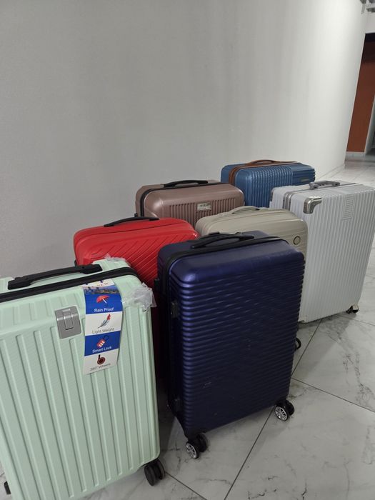 Чемоданы разных размеров
