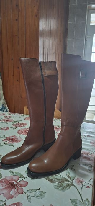 Cizme de piele 39