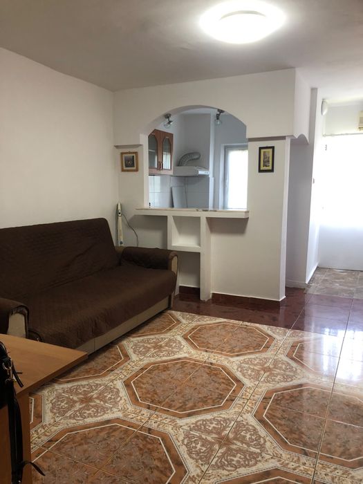 Garsoniera de inchiriat