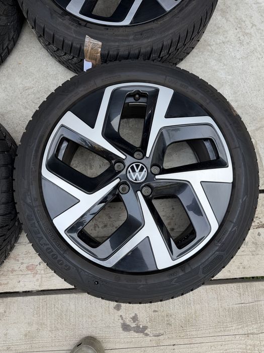 Roți originale VW ID.3 Wellington R19 215/50 R19 Goodyear iarnă Ca Noi