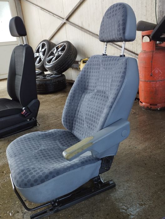 Предна седалка за Форд