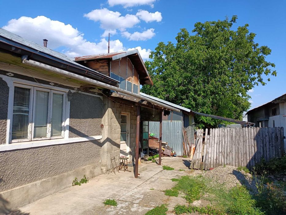 Vand casa Popesti