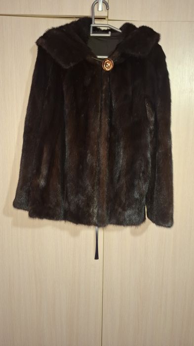 Продам шубу норка, размер 42. .