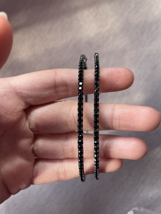 Нови обеци с камъни