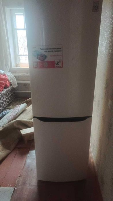 Продается холодильник