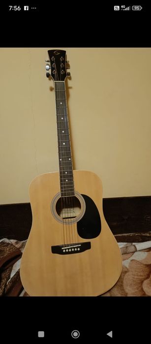 Vând chitară acustică