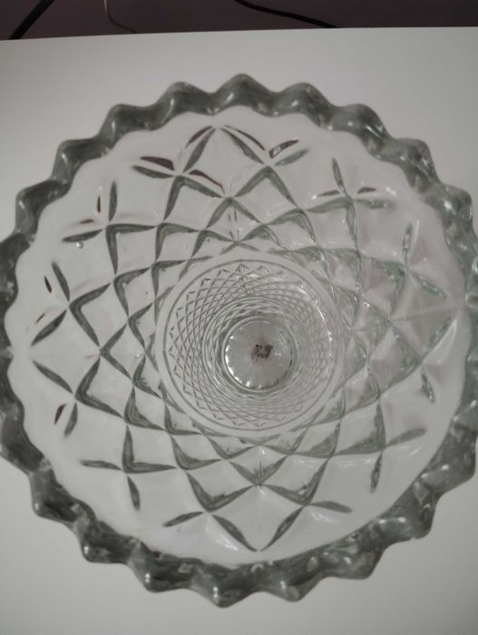 Кристална ваза за цветя