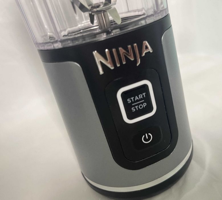 Преносим блендер Ninja Blast BC151EUBKс гаранция