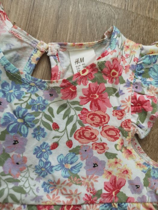 Set h&m, mărimea 80-86.