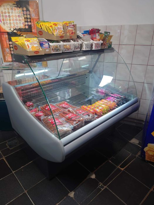 Vitrină orizontală asistată SGL 160 cm / NOU