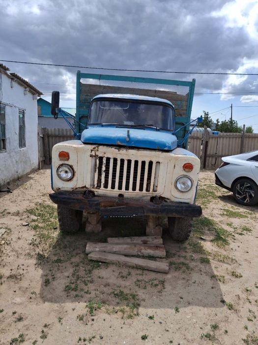 Газ-53 сатылады немесе ауыстырамын