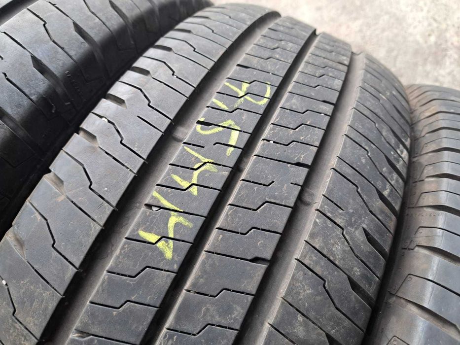 * 4 anvelope 235/60 R17C Continental