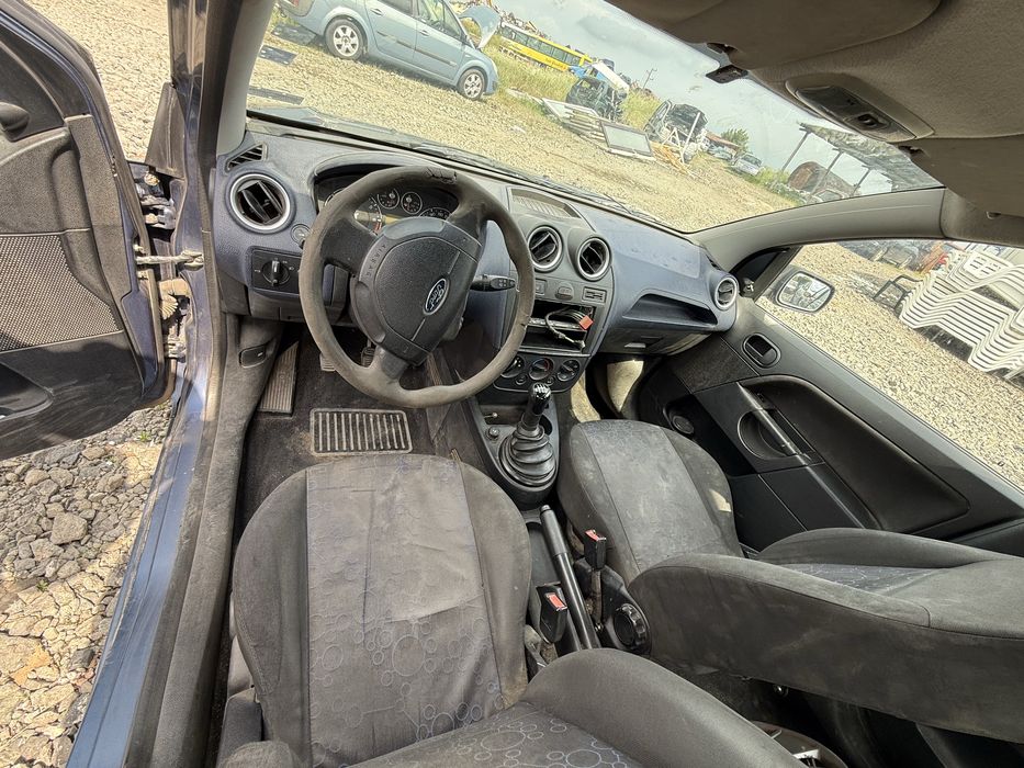 Форд Фиеста 1.2  75кс 2006 г на части