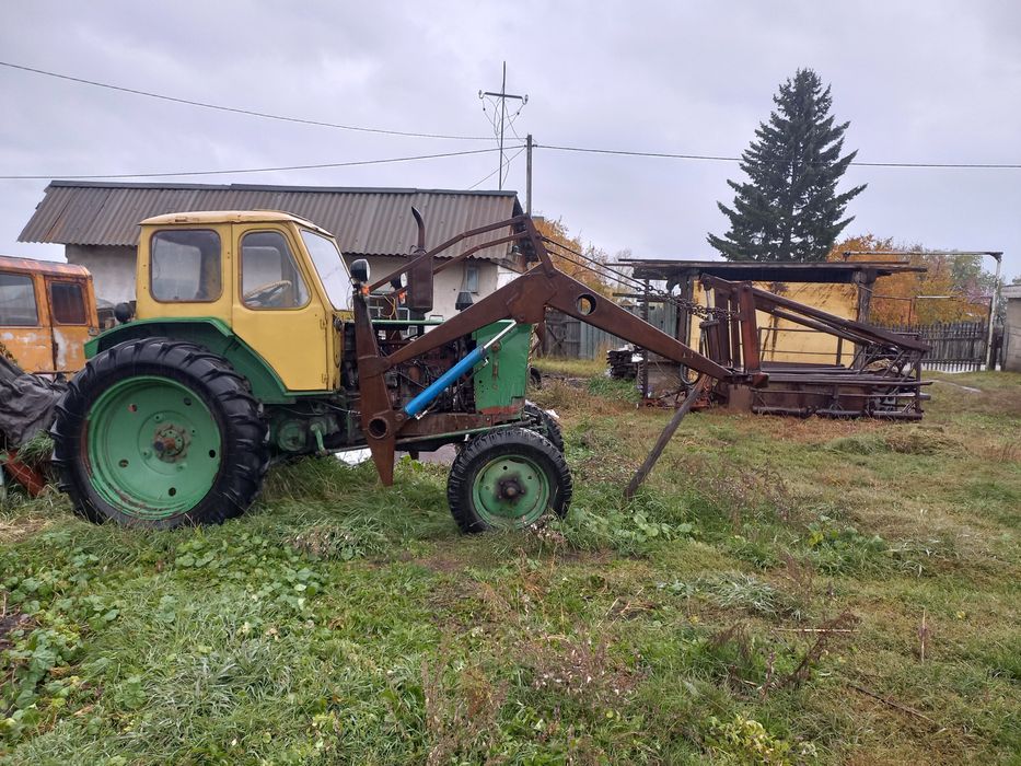Продам трактор ЮМЗ в отличном состоянии.