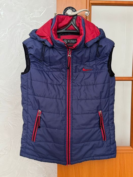 Продаю Жилетку..