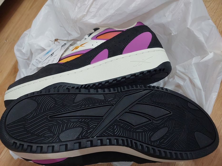 Продам кеды reebok. Размер 42