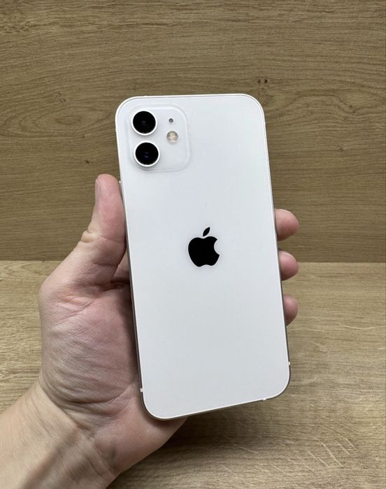 iPhone 12 impecabil cu 92% Bateria