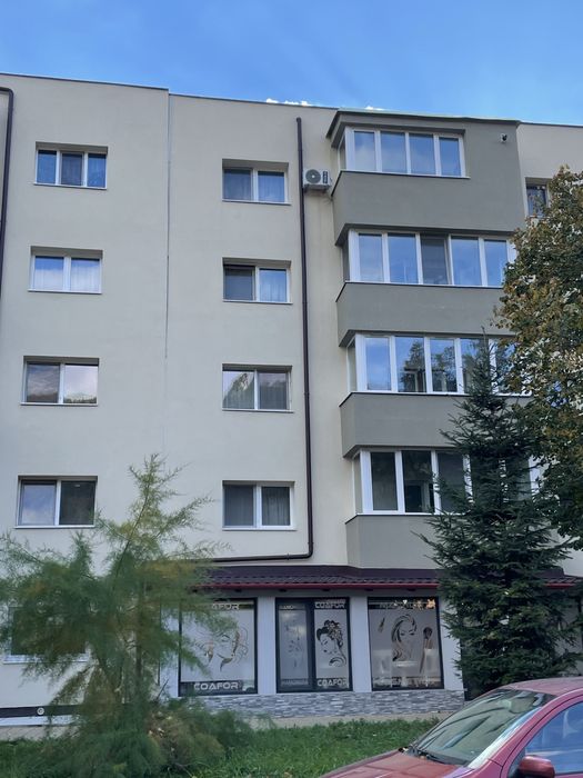 Vand apartament cu 2 camere