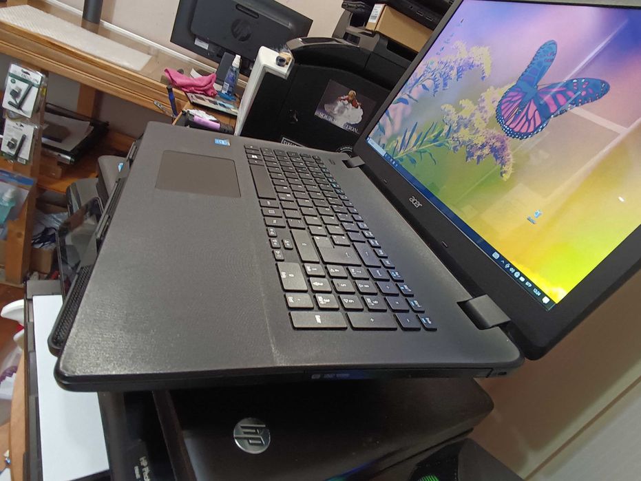 Лаптоп Acer EA70_BM / 17,3"