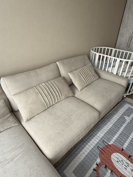 Продам диван для гостинной