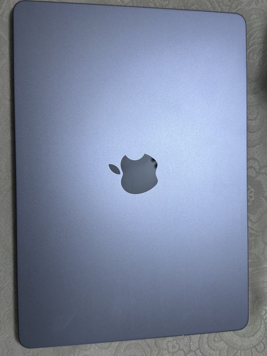 macbook m2 air  Space Grey