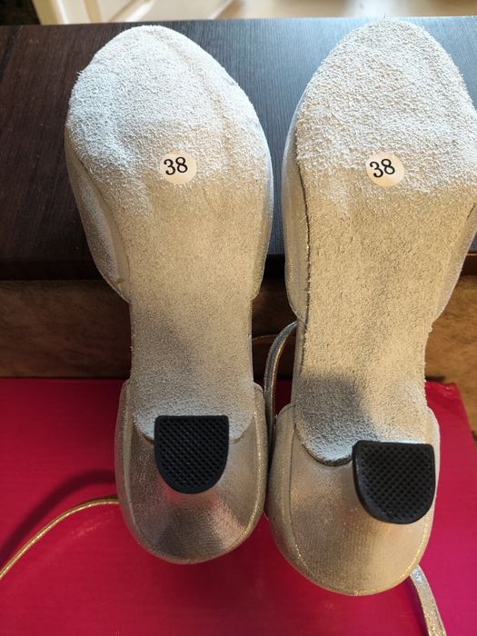 Туфли для бальных танцев