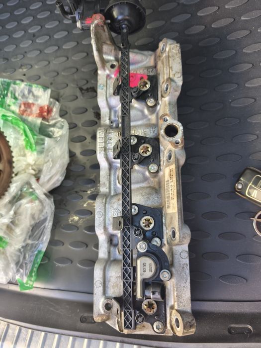 Vand chiuloasa si galerie admisie opel astra h 1.6 benzina