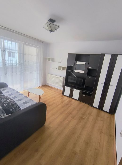 Apartament cu o cameră de inchiriat