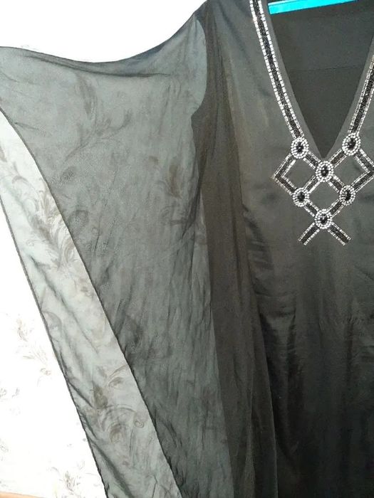 Вечерние платья