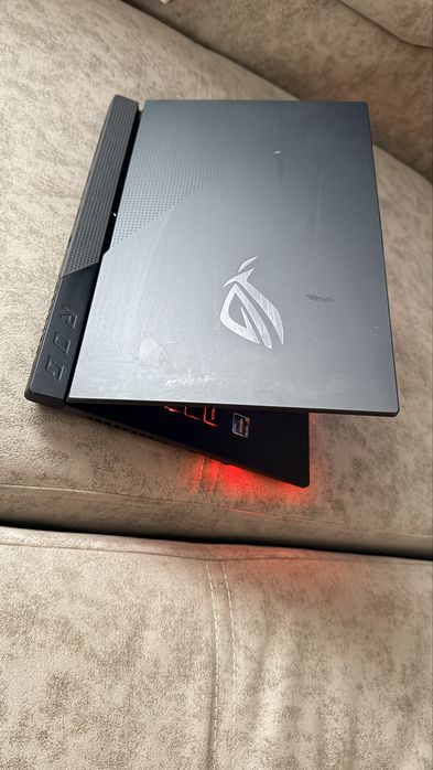 Мощный игровой ноутбук  Asus Rog Strix G15