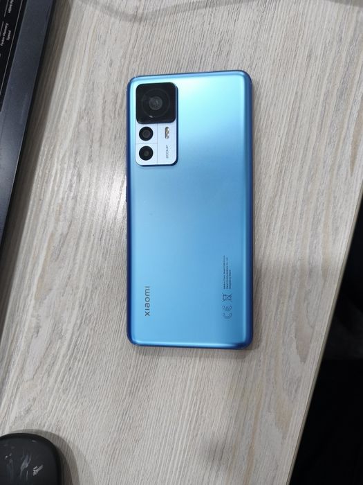 Продам Xiaomi 12T pro blue 12/256 gb в хорошем состоянии