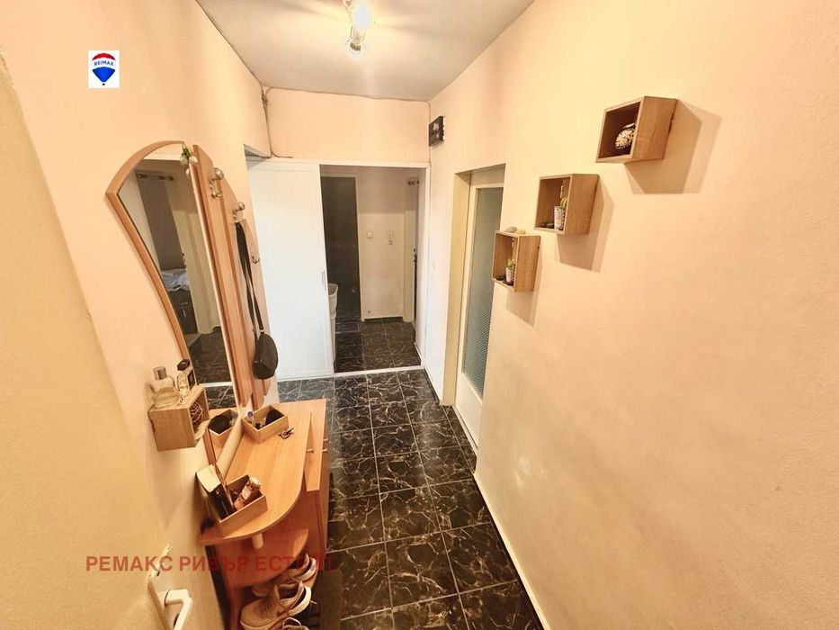 Тристаен апартамент за продажба в центъра на гр. Русе