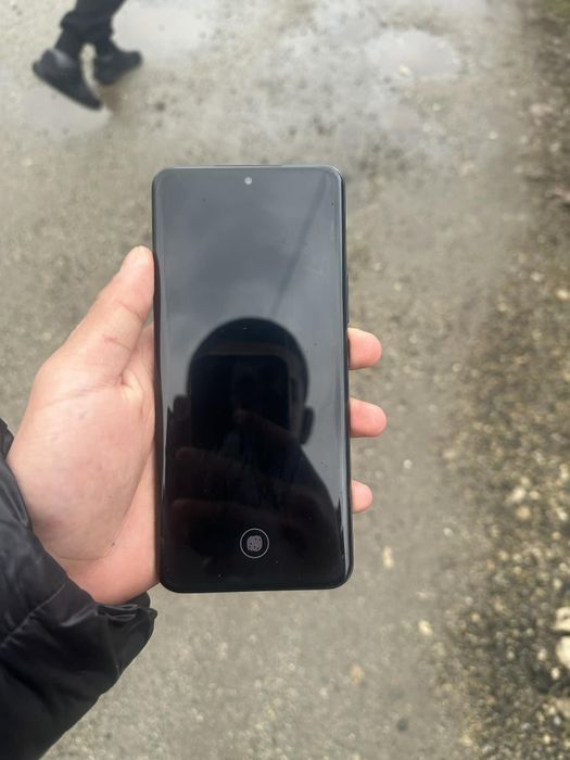 Телефон Honor 90