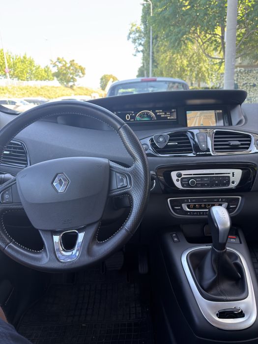 RENAULT Scenic 2013 — imagine 4