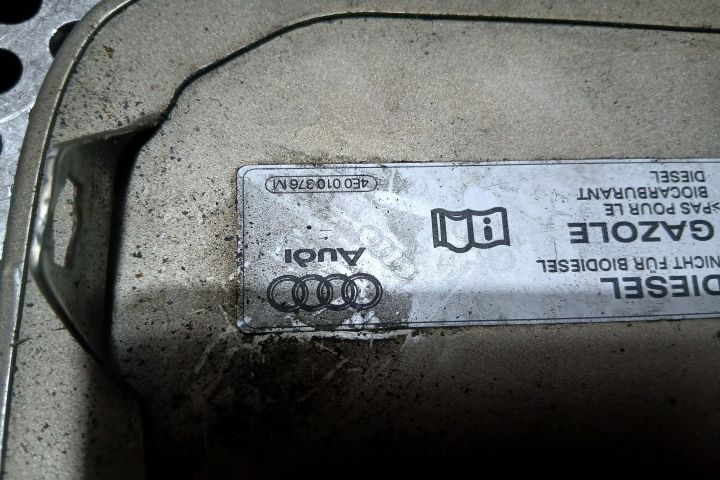 Usita rezervor LIMUZINA 4E0010376M 4E0010376M Audi A4 B7