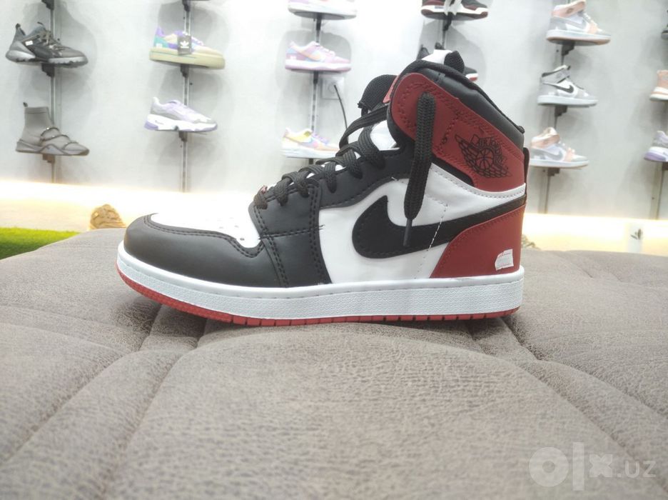 Jordan 1 krossovka