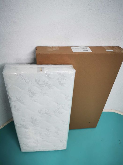 ЧИСТО НОВО!!! Бебешка кошара ДАРА 50/100 + Матрак + Обиколник!!!