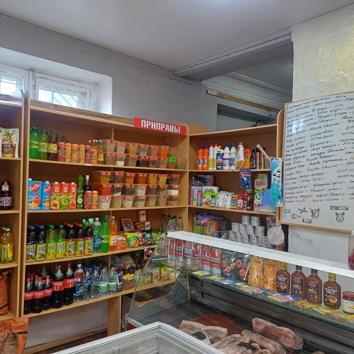 Продам  магазин посёлок Тобол.