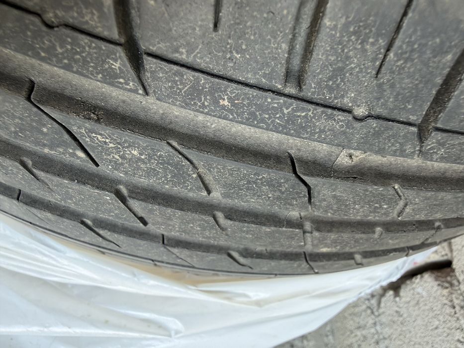 Anvelope vara 225/45/ZR18