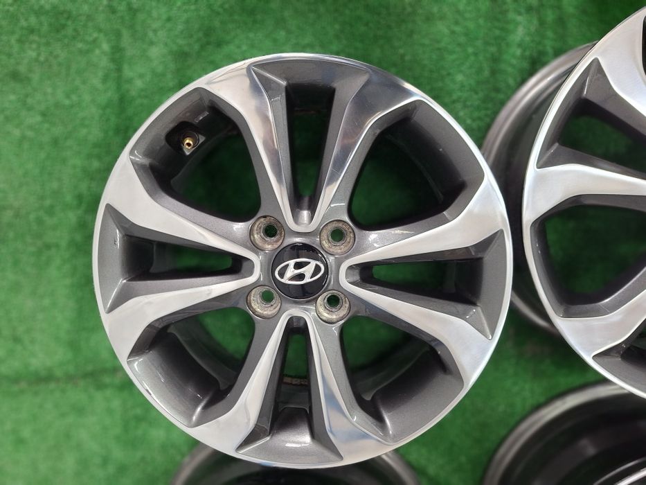 С ДАТЧИЦИ Хюндай i10,Кия-15цола-4/100-оригинални