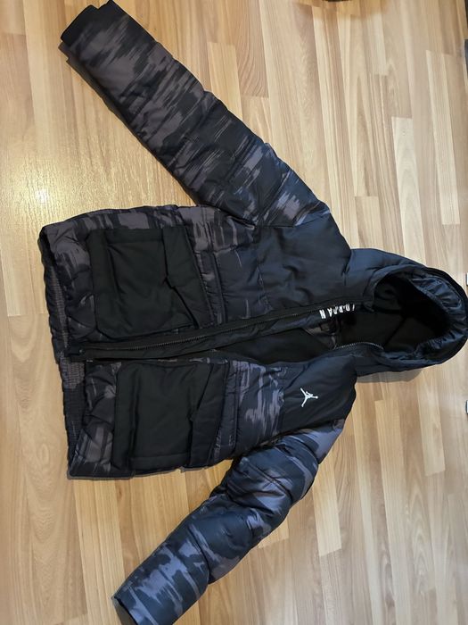 Geaca Jordan iarna copii