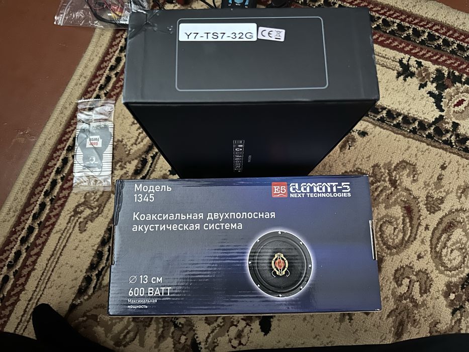 Автомагнитола и динамики