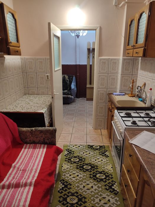Spre Închiriere apartament zona Bucovina