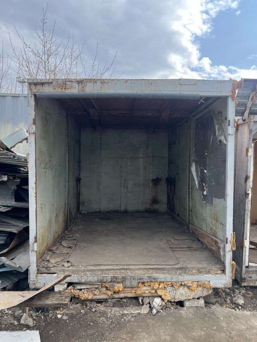 Продаються контейнеры