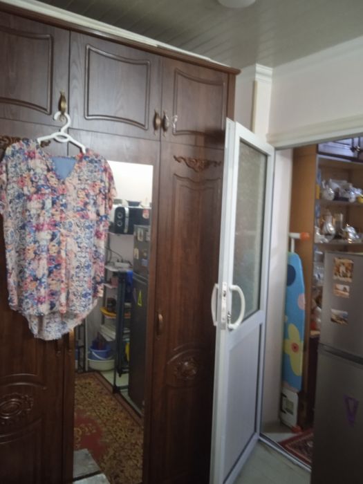 Продаётся домик срочно, в хорошем районе, с новыми счётчиками, с ремон