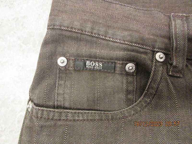 Blugi Hugo Boss Talie 33/84 cm.